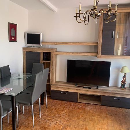 Vivienda Turistica Vistas Catedral Apartment Leon Exterior photo
